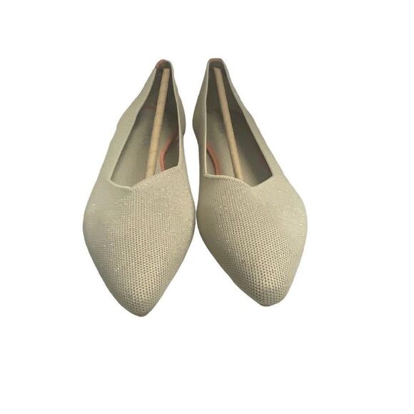 DREAM PAIRS Women’s Flats Slip On Gold Shoes Pointed Toe Size 9.5 New With Tags - Picture 1 of 10